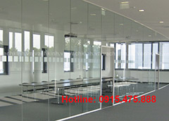 Vách ngăn kính tại Hoàn Kiếm