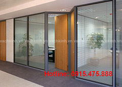 Vách ngăn kính tại Yên Phụ