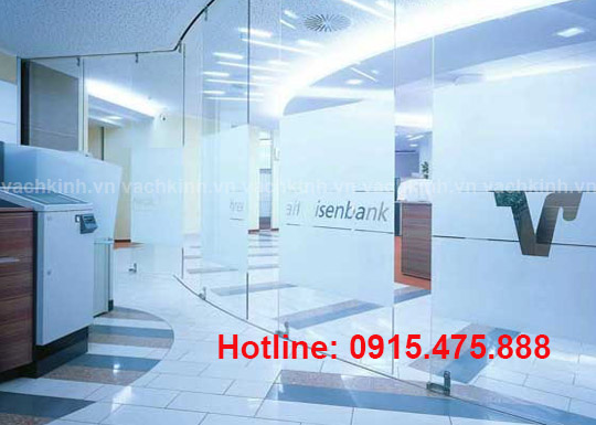 Vách kính cường lực tại Trung Phụng