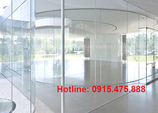 Vách kính cường lực tại Vĩnh Tuy