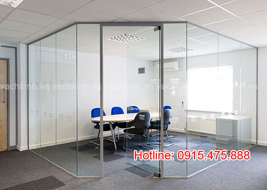 Vách kính nội thất tại Trúc Bạch