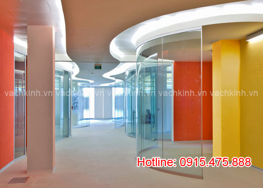 Vách kính nội thất tại Dịch Vọng Hậu