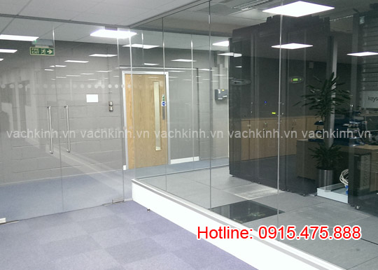 Vách kính nội thất tại Đức Giang