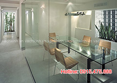 Thiết kế vách kính tại Thổ Quan