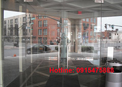 Cửa kính tại Hoàng Liệt