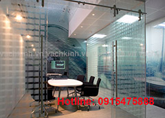 Cửa kính giá rẻ tại Hoàn Kiếm