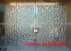 Cửa kính giá rẻ tại Khâm Thiên
