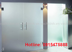 Cửa kính giá rẻ tại Lê Lợi