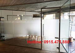 Vách kính đẹp tại Đội Cấn