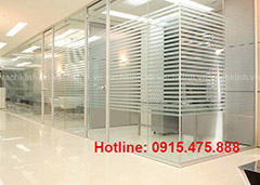 Thiết kế vách ngăn kính tại Bưởi